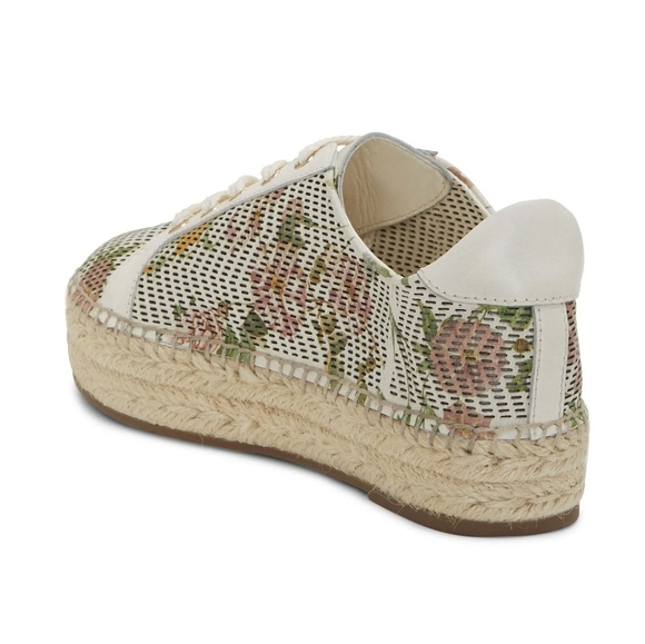 Vince Camuto sneakers 8.5 NWOB - Picture 2 of 11